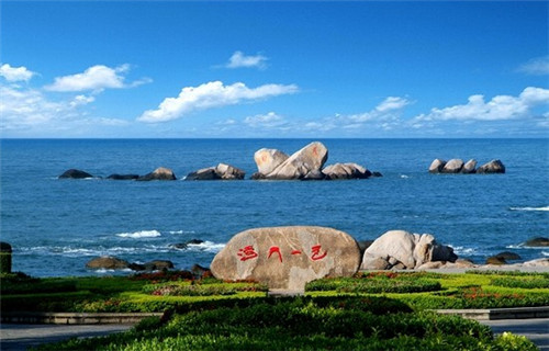 在开县开果汁加盟店有没有值得推荐的品牌，开县加盟果汁先生一月可以挣多少钱